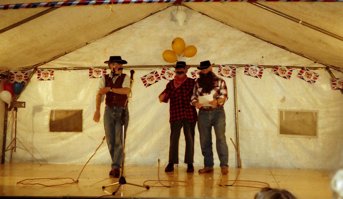 2002 Jubilee Revue-5